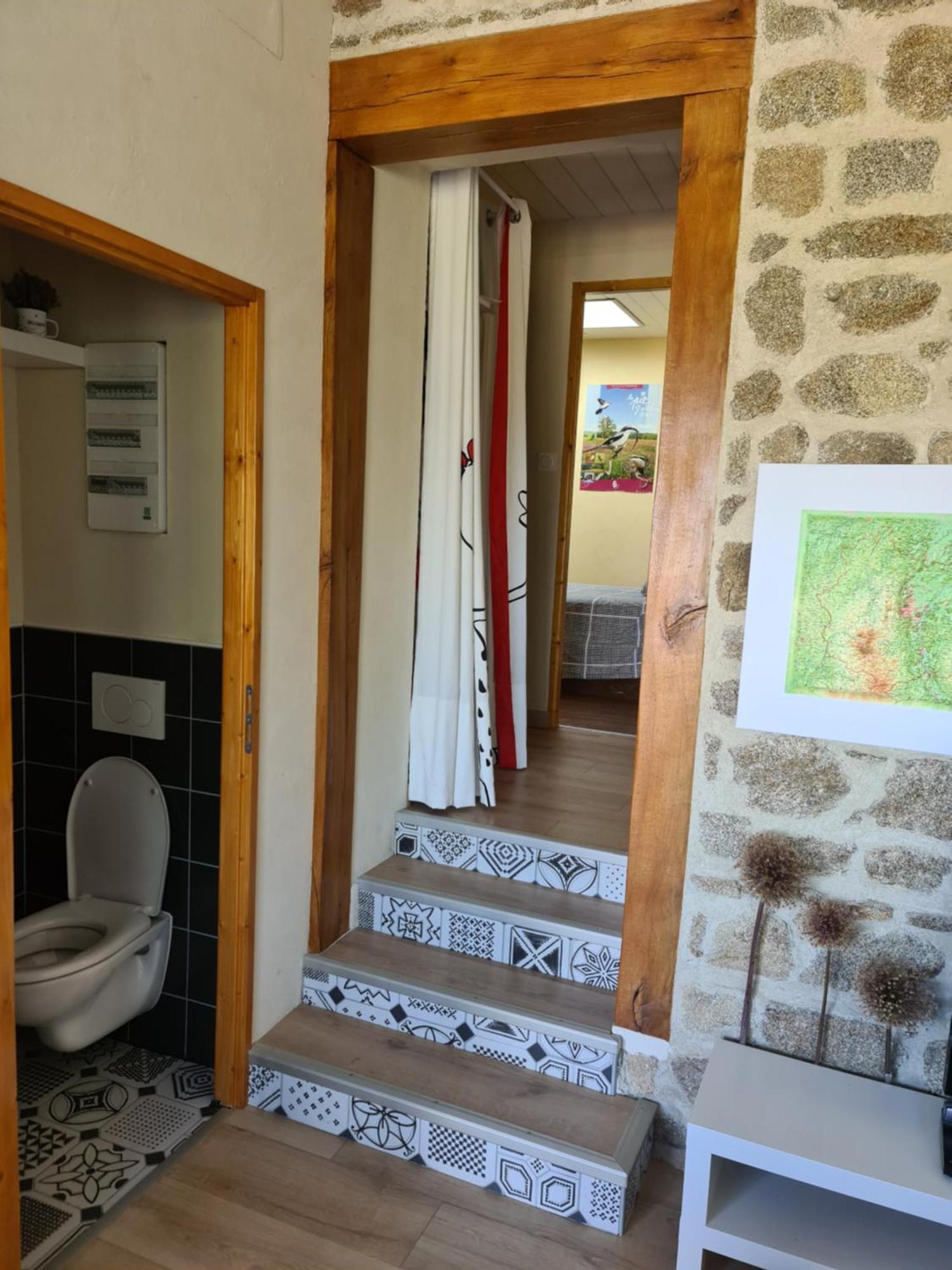 Gite Chez Tiane Saint-Flour-L'Etang Exterior photo